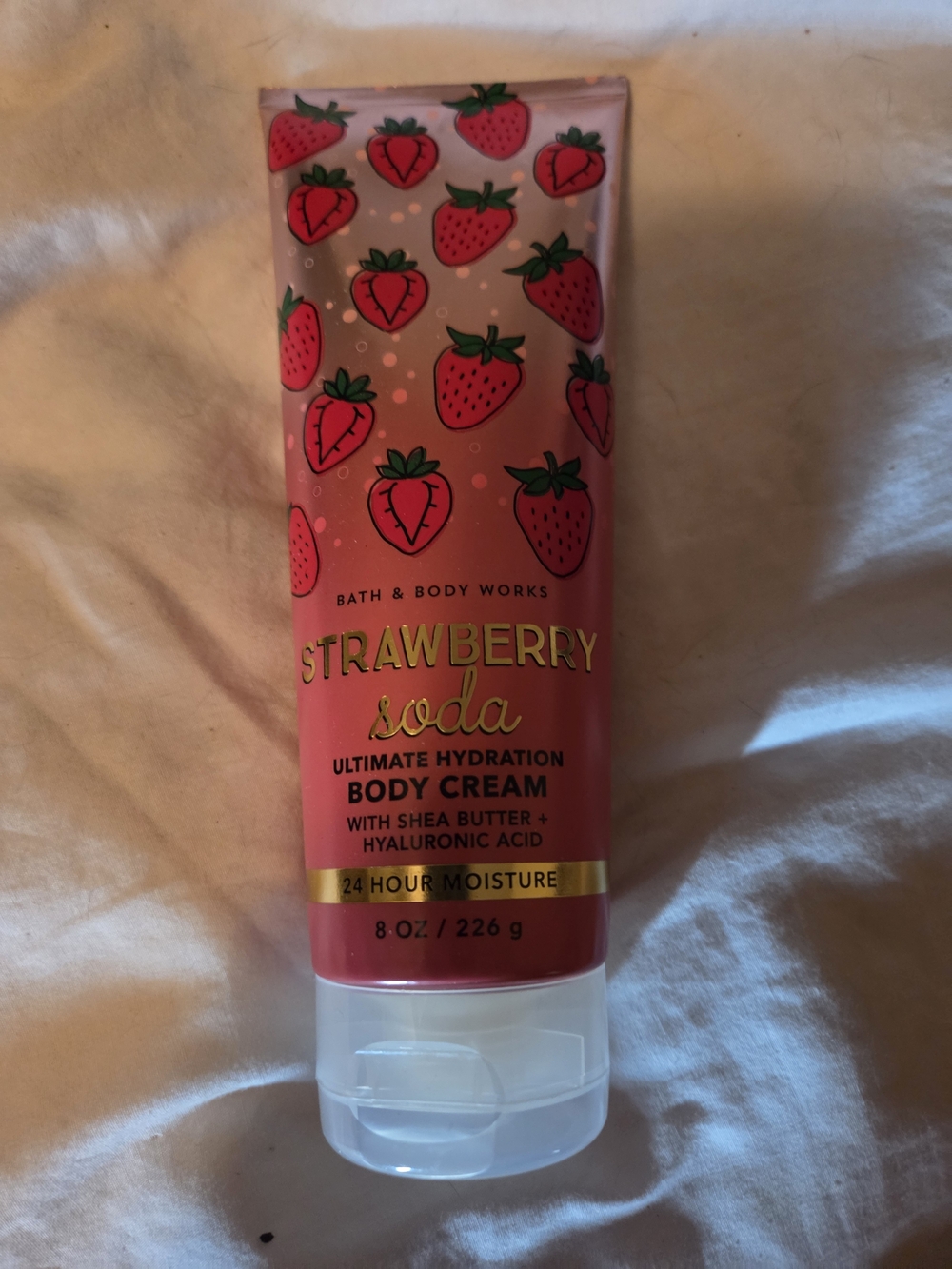 Bath & Body Works Strawberry Soda Body Cream - Pink & Red